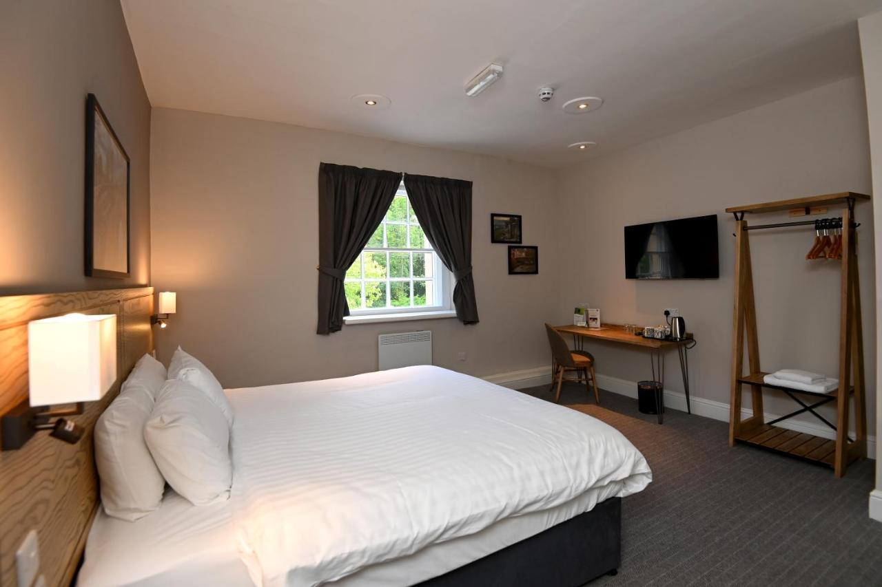 Wheatsheaf, Baslow By Marston'S Inns المظهر الخارجي الصورة